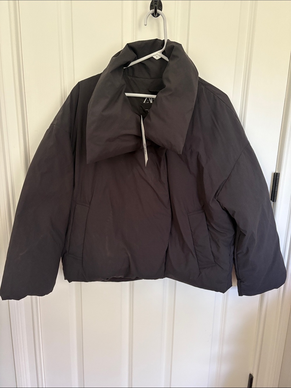 Zara Dark Black Cropped Puffer Jacket with High Collar